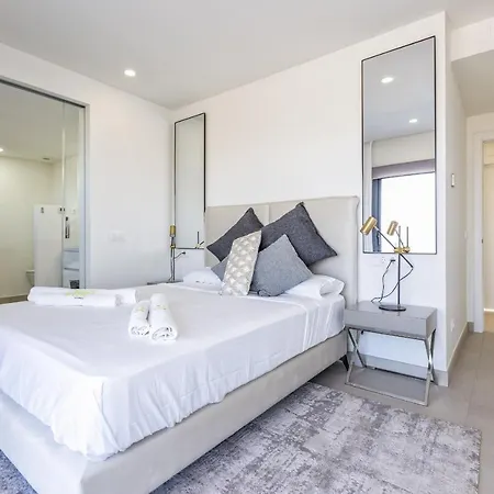 Apartment Vivi Homes - The One Pool, Sauna, Gym & Terrace