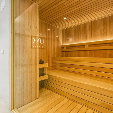 Vivi Homes - The One Pool, Sauna, Gym & Terrace Apartment